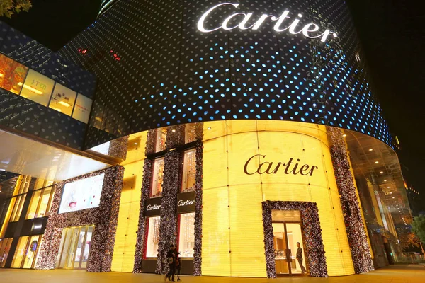 Vista Noturna Uma Boutique Cartier Grupo Richemont Xangai China Dezembro — Fotografia de Stock