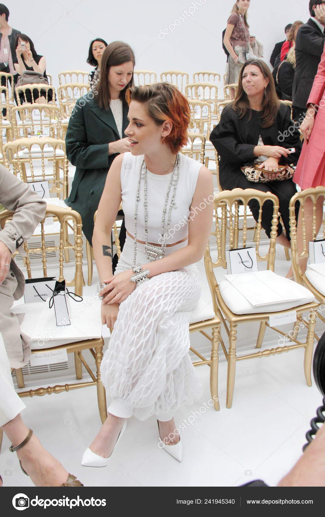 American Actress Kristen Stewart Center Attends Chanel Fall Winter 2014 –  Stock Editorial Photo © ChinaImages #241945340