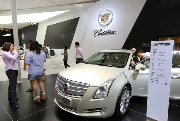 Cadillac Xts Από Shanghai Μια Κοινοπραξία Μεταξύ Της Saic Και — Φωτογραφία Αρχείου