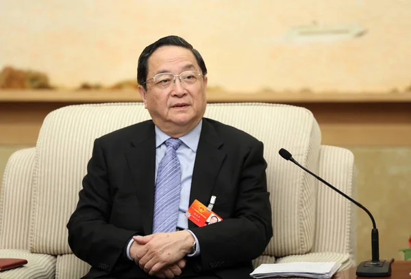新任命的中国人民政治协商会议全国委员会主席于正生在中国北京第十一届全国政协第五届会议上的一次研讨会上发表讲话 — 图库照片