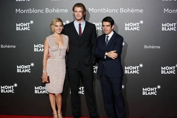 Actor Australiano Chris Hemsworth Centro Esposa Actriz Española Elsa Pataky —  Fotos de Stock