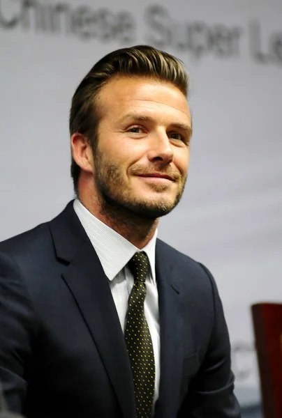 Englannin Jalkapallotähti David Beckham Osallistuu Lehdistötilaisuuteen Nanjingin Kaupungissa East Chinas — kuvapankkivalokuva