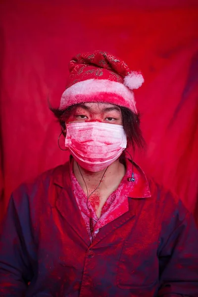 Year Old Lavoratore Cinese Wei Indossa Una Maschera Viso Cappello — Foto Stock