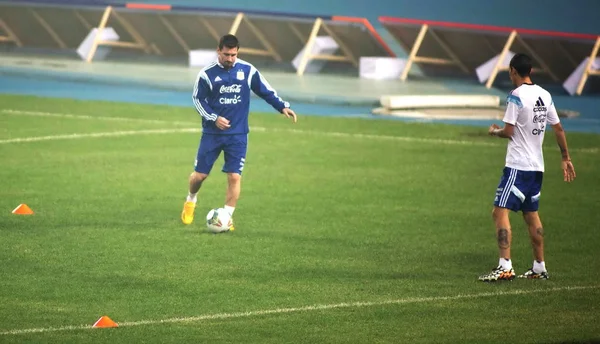 Lionel Messi Izquierda Ángel Fabian Maria Argentina Participan Una Sesión —  Fotos de Stock