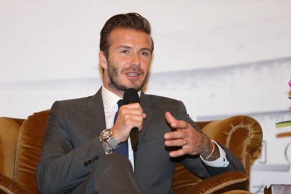 Calciatore Inglese David Beckham Risponde Una Domanda Una Conferenza Stampa — Foto Stock