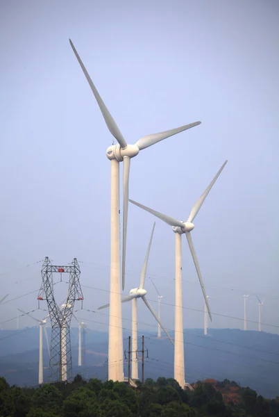 Wind Turbines Whirl Generate Electricity Wind Farm Jiujiang City East — ストック写真