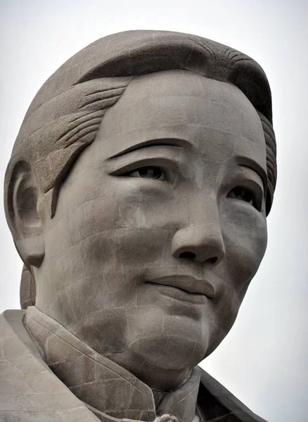 View Stone Statue Soong Ching Ling Zhengzhou Central Chinas Henan — Stock Photo, Image
