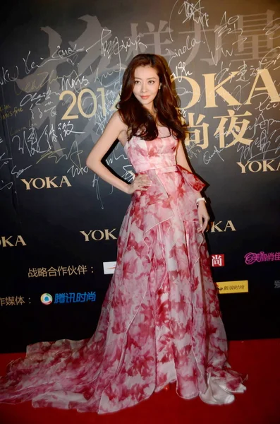Hong Kong Model Actrice Lynn Hung Vormt Rode Loper Als — Stockfoto