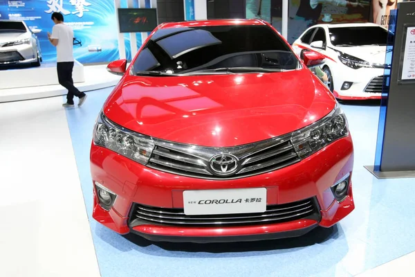 Une Toyota Corolla Est Exposée Lors Salon International Automobile Pudong — Photo