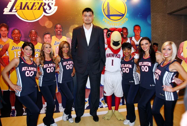 Pensionerad Kinesiska Basket Superstar Yao Ming Fjärde Vänster Poserar Med — Stockfoto