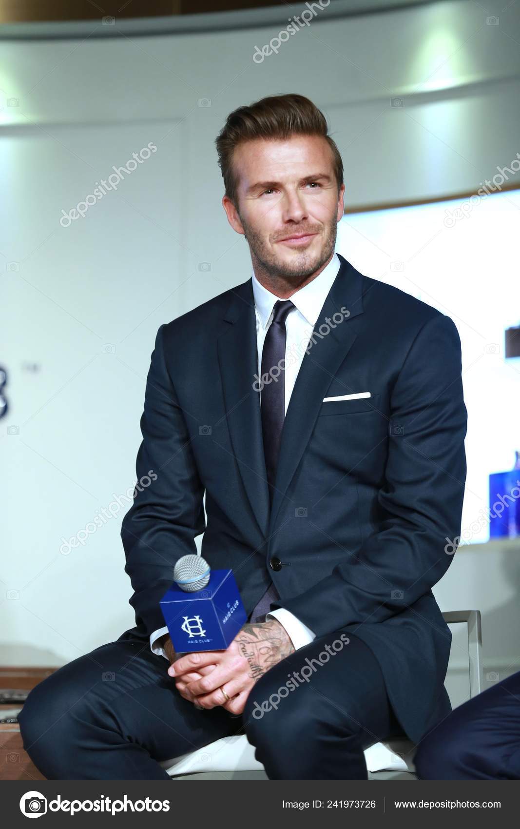 David Beckham Smolders In New Fragrance Campaign, Goes Shirtless | IBTimes