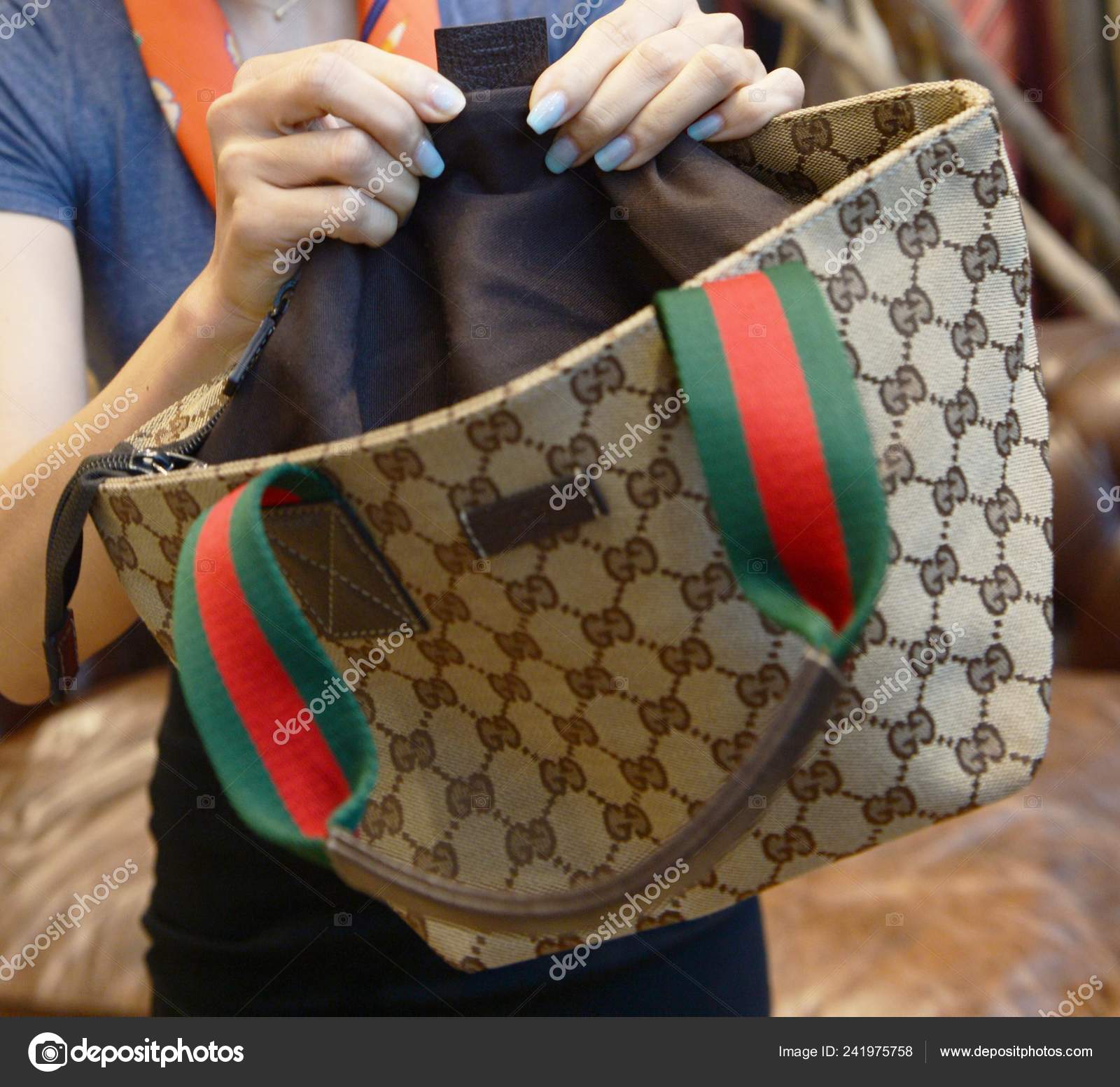 Class a gucci bag best sale