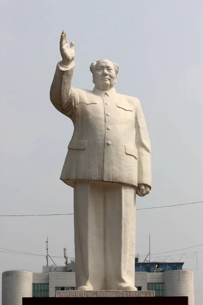 Estatua Mao Zedong Exhibe Facultad Ciencias Médicas Universidad Wuhan Ciudad —  Fotos de Stock