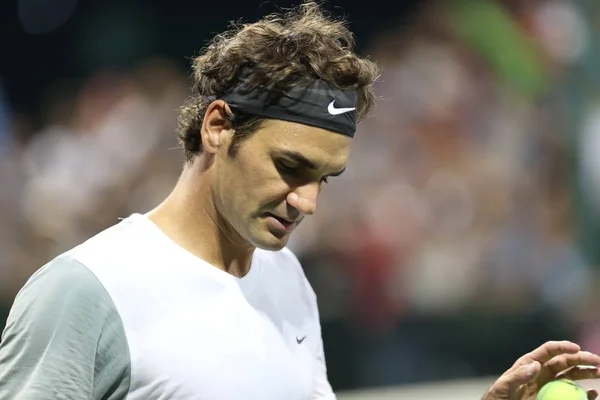 Schweiziska Tennis Superstjärna Roger Federer Avbildas Ett Träningspass För 2014 — Stockfoto