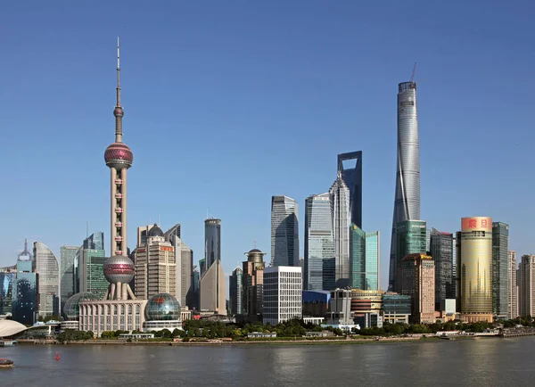 Utsikt Över Huangpu River Och Lujiazui Financial District Med Oriental — Stockfoto