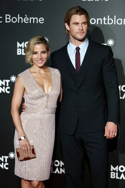 Actor Australiano Chris Hemsworth Derecha Esposa Actriz Española Elsa Pataky — Foto de Stock