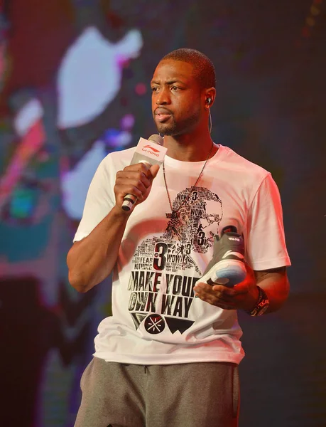 American Basketball Player Dwyane Wade Listens Question Press Conference His — Stock Photo, Image