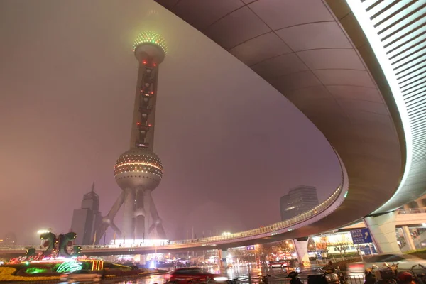 Nacht Uitzicht Van Oriental Pearl Tower Nadat Allermeest Naar Lichten — Stockfoto