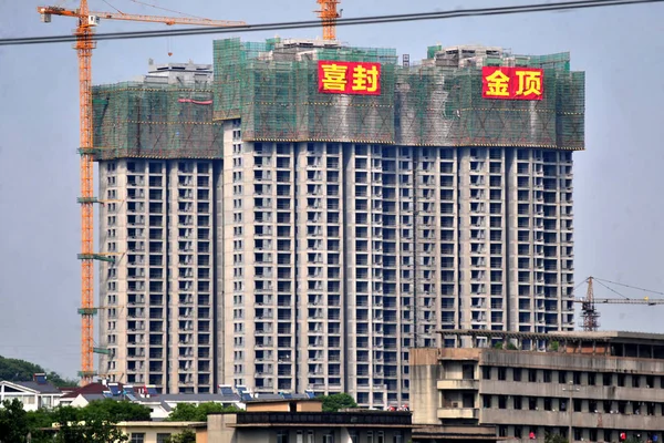 Nouveaux Immeubles Résidentiels Grande Hauteur Sont Construction Dans Ville Yichang — Photo