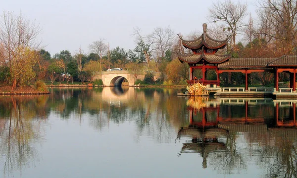 Widok Jezioro Zachodnie Mieście Hangzhou Wschodnia Prowincja Chinas Zhejiang — Zdjęcie stockowe