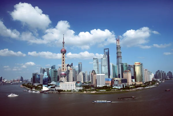 Skyline Des Huangpu Flusses Und Des Finanzbezirks Lujiazui Mit Dem — Stockfoto