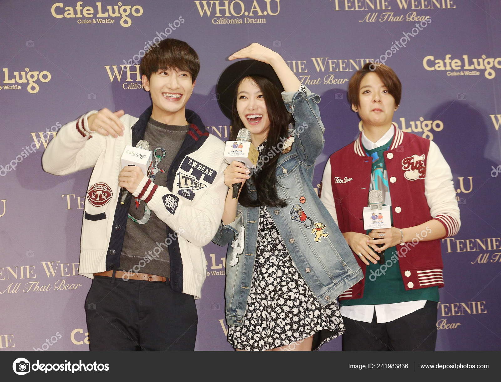 Left Zhou South Korean Boy Group Super Junior Victoria Song — Stock  Editorial Photo © IC Photo #241983836