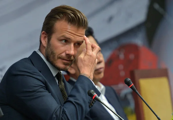 Der Englische Fußball Superstar David Beckham Nimmt Einer Pressekonferenz Der — Stockfoto