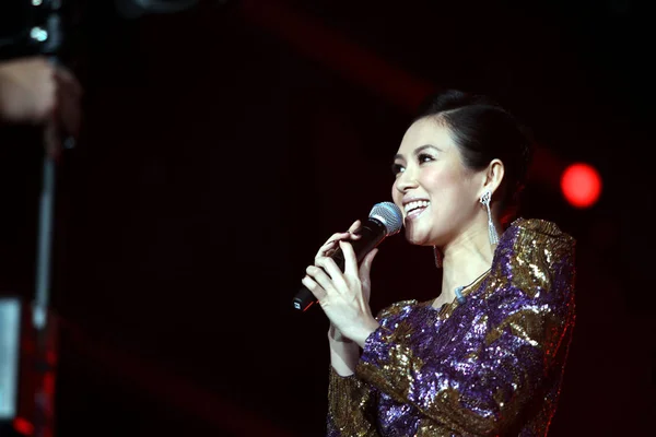 Actrice Chinoise Zhang Ziyi Produit Lors Concert Nouvel Dans Ville — Photo