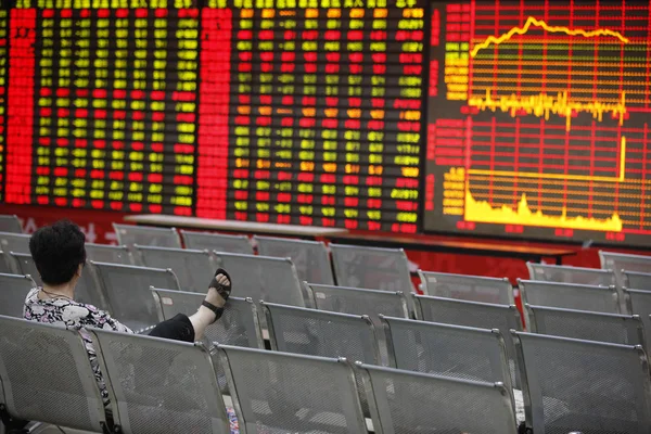 Investor Cina Melihat Harga Saham Hijau Untuk Harga Jatuh Sebuah — Stok Foto