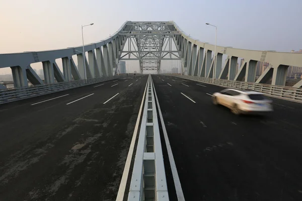 Перегляд Нью Liuliang Річка Мосту Котрий Перший Вниз Підтримується Безперервної — стокове фото