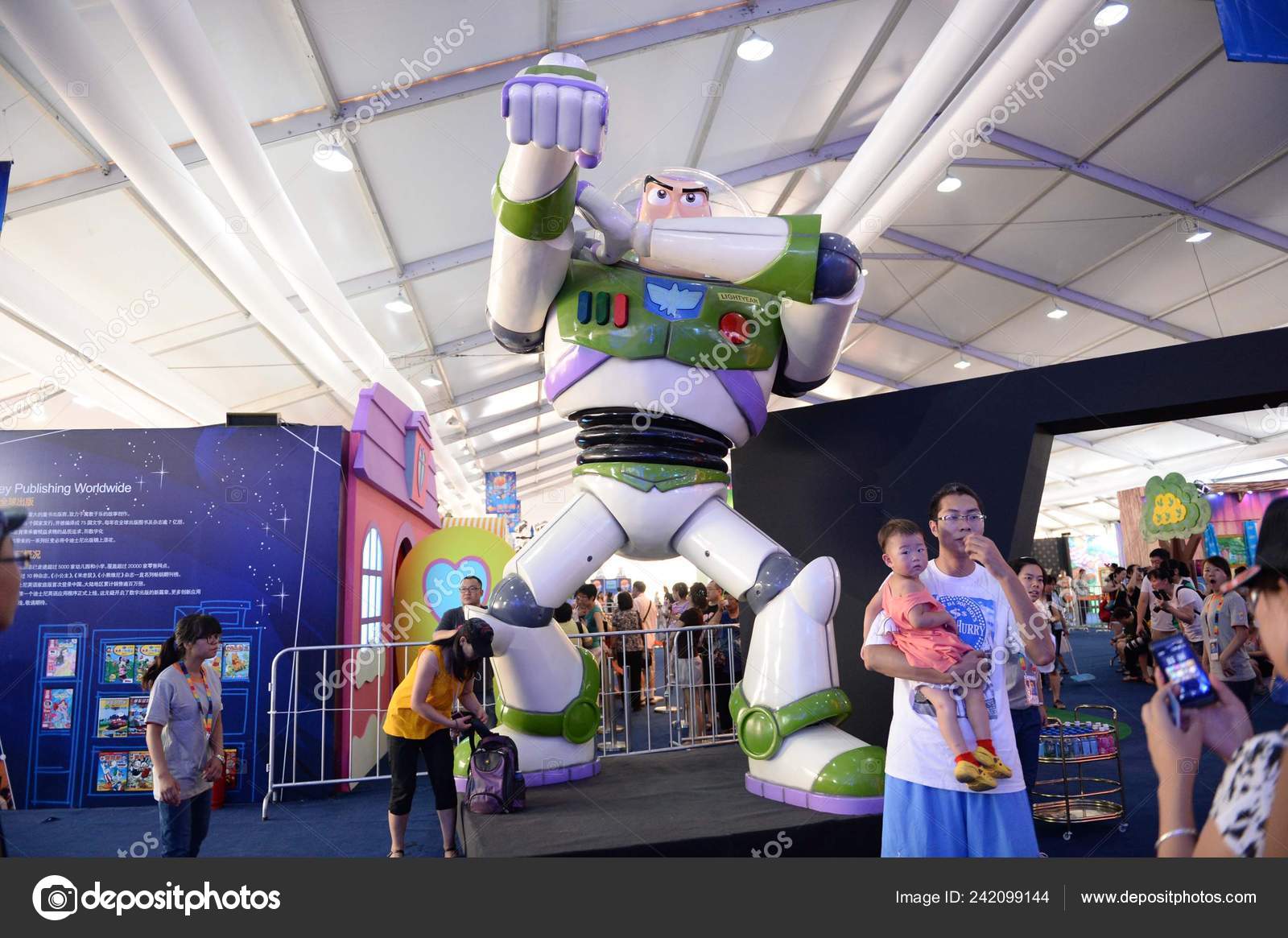 バズ ライトイヤー写真素材 ロイヤリティフリーバズ ライトイヤー画像 Depositphotos バズ ライトイヤー写真素材 ロイヤリティフリーバズ ライトイヤー画像 Depositphotos
