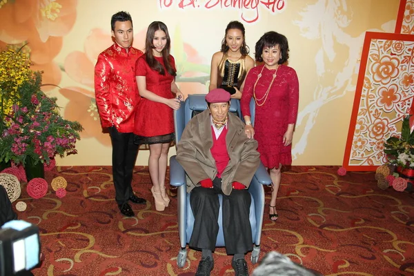 Macau Tycoon Stanley Hung Sun Front Sitting Wheel Chair Poses — Stock Photo, Image