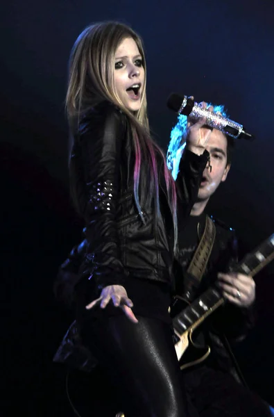 Kanadische Sängerin Avril Lavigne Tritt Bei Einem Konzert Während Ihrer — Stockfoto