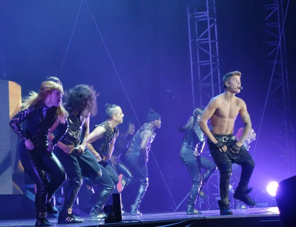 Cantante Pop Canadiense Justin Bieber Actúa Durante Concierto Beijing China — Foto de Stock