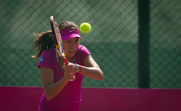 Çin Tenisçi Zhang Shuai Bir Atış Fed Cup Shenzhen Güney — Stok fotoğraf