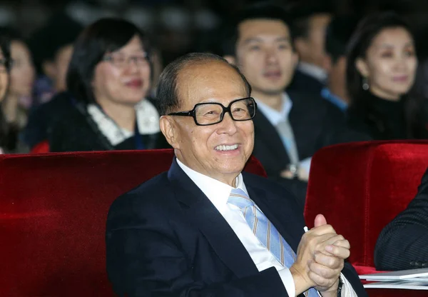 Шин Председатель Chung Kong Holdings Limited Председатель Hutchison Whampoa Limited — стоковое фото