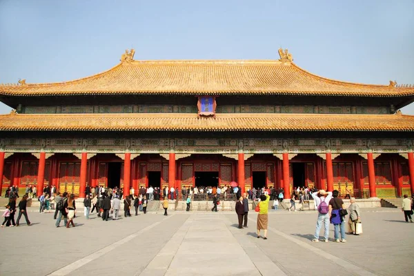 Turisti Visitano Sala Dell Armonia Suprema Nella Città Proibita Pechino — Foto Stock