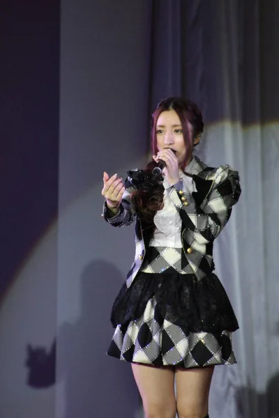 Umeda Ayaka Japanska Pop Idol Grupp Akb28 Uppträder Ett Evenemang — Stockfoto