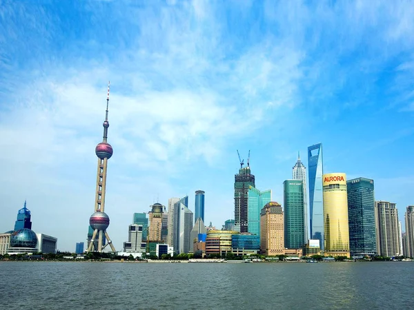 Silhuett Lujiazui Financial District Med Oriental Pearl Tower Vänster Shanghai — Stockfoto