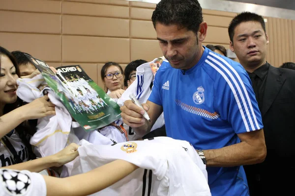 Futbolista Español Fernando Hierro Del Real Madrid Leyendas Del Real — Foto de Stock