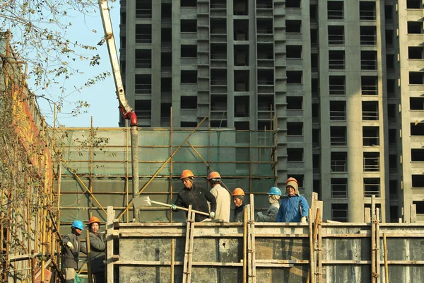 Datei Arbeiter Auf Einer Baustelle Shanghai China Dezember 2011 — Stockfoto