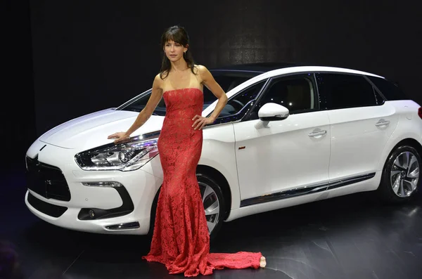 French Actress Sophie Marceau Poses Launch Ceremony Citroen Ds5 Shenzhen — Stock Photo, Image