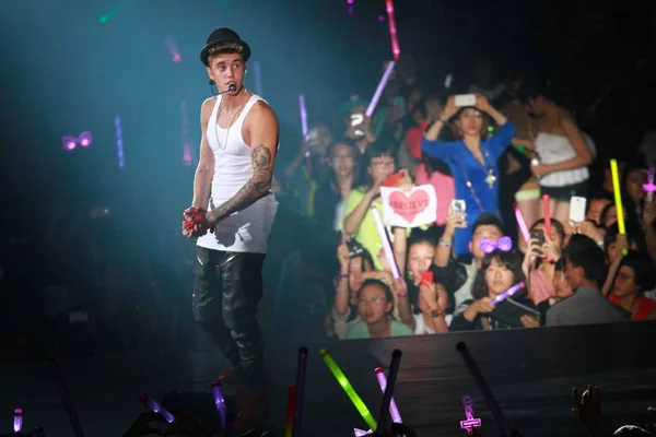 Justin bieber concert Stock Photos, Royalty Free Justin bieber concert