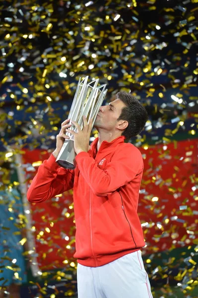 Novak Djokovic Sérvia Beija Seu Troféu Durante Cerimônia Premiação Torneio — Fotografia de Stock