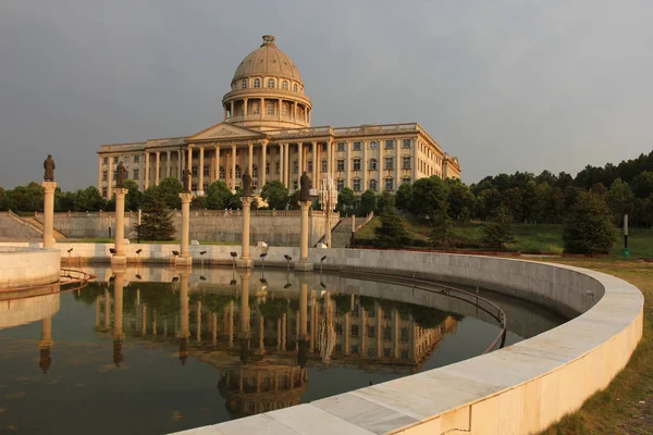 Replicas White House Greek Status Pictured Campus Wuhan International Trade — Stock Photo, Image