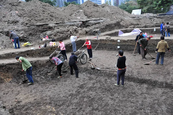 Arbeiter Der Archäologischen Stätte Des Königspalastes Von Shu Chengdu Provinz — Stockfoto