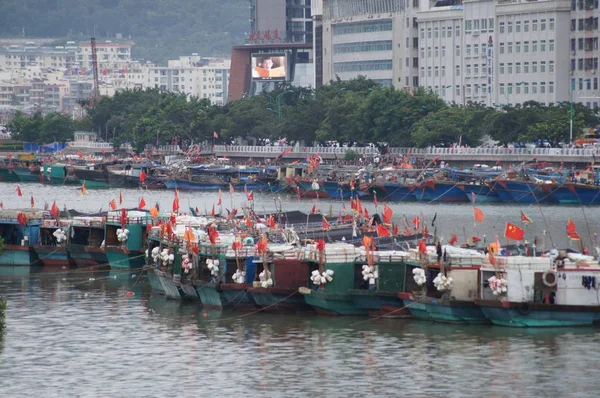 Des Bateaux Pêche Accostent Dans Port Avant Typhon Wutip Attaquant — Photo