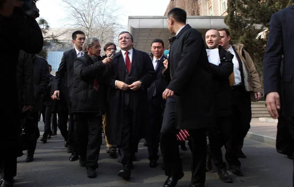 Presidente Comisión Europea José Manuel Barroso Visita Exposición Del Euro —  Fotos de Stock