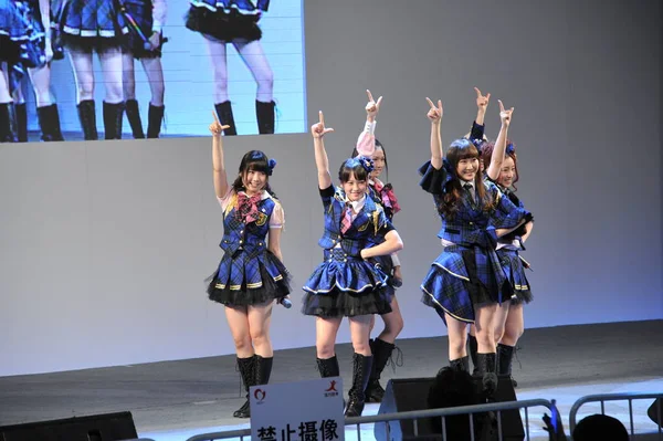 Mitglieder Der Japanischen Mädchengruppe Akb48 Treten Bei Ihrem Konzert Peking — Stockfoto
