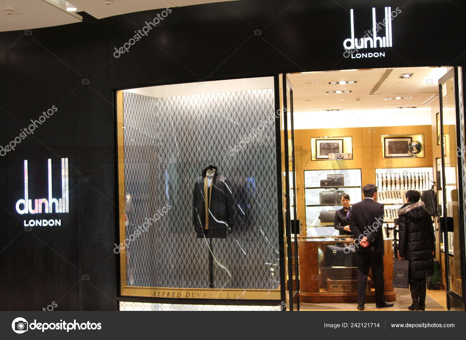 dunhill ifc